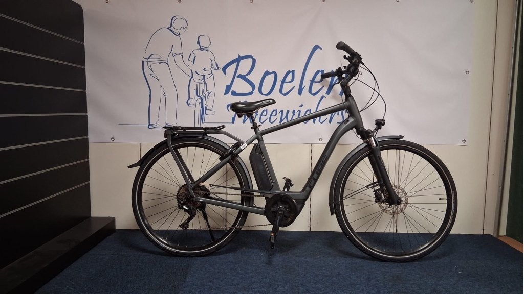 Cube Town Hybrid Sport E-Bike 28/54 8v Bosch 500W Herenfiets, Zo goed als nieuw, Info@cube-bikes.nl, Ganzenmarkt 2, 51 tot 55 cm