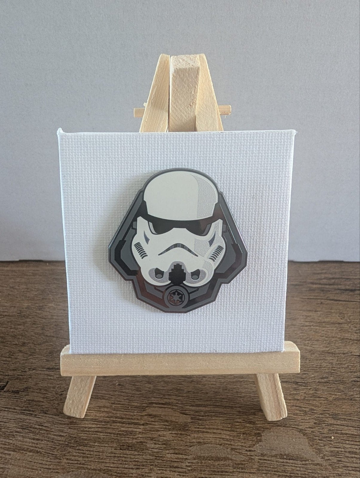 Disney Star Wars Stormtrooper Pin, Verzamelen, Star Wars, Ophalen of Verzenden, Nieuw, Gebruiksvoorwerp