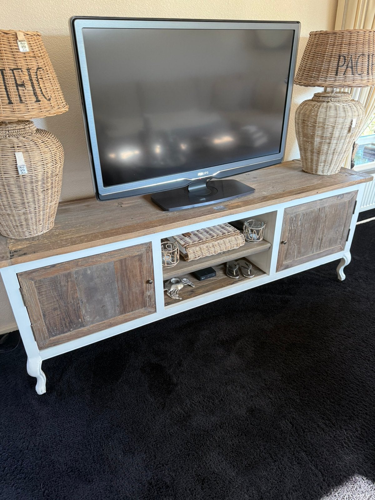 Mooie riviera maison tv kast, Huis en Inrichting, Kasten | Televisiemeubels, Ophalen, Overige materialen, 150 tot 200 cm, Zo goed als nieuw
