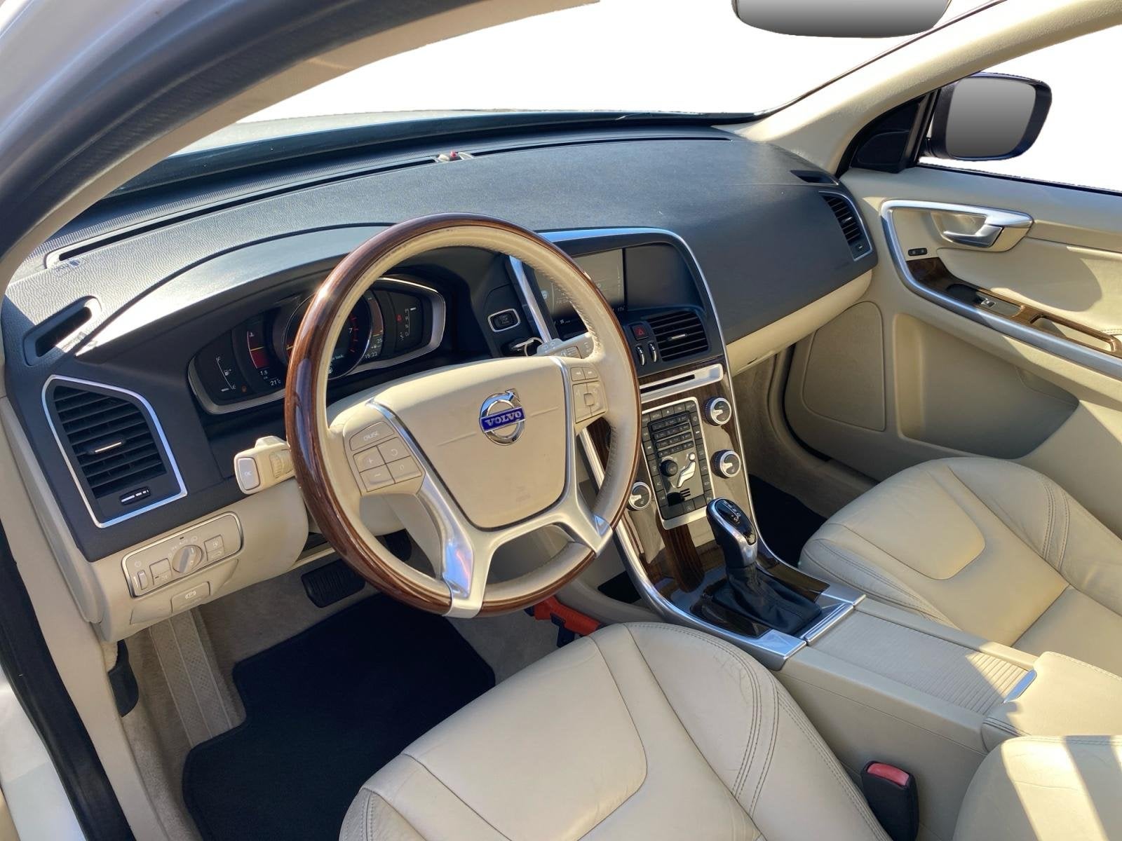 Volvo XC60 2.0 T5 Automaat Summum Luxury Line | Inscription, 12 maanden, 15 km/l, Gebruikt, Euro 6