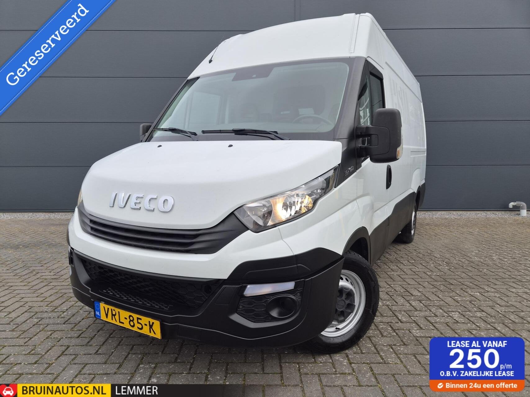 Iveco Daily 35S16V 2.3 L2H2 Clima 155 PK 3500 kg trekken, Auto's, 2174 kg, Euro 6, Iveco, Bedrijf