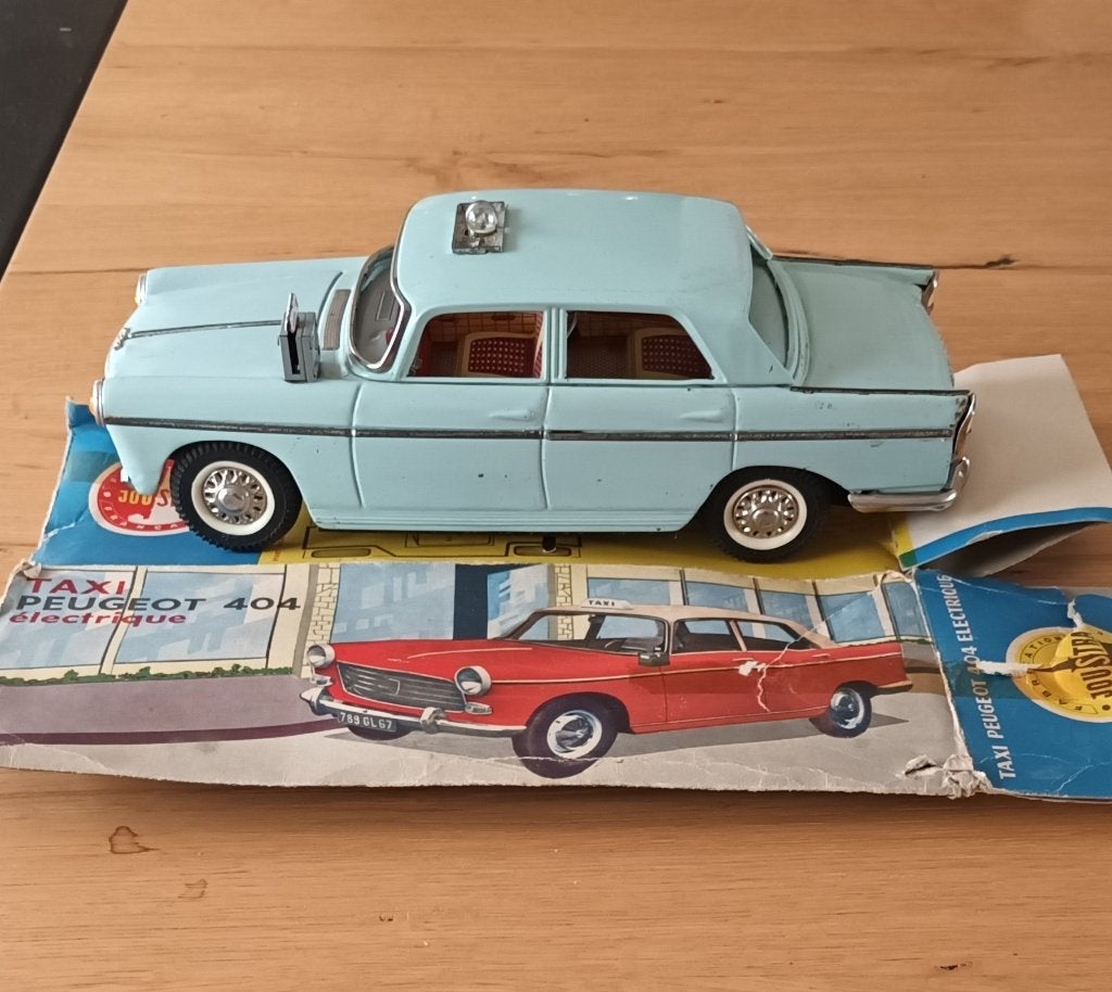Peugeot 404 Joustra, Taxi variant met doos, Ophalen of Verzenden