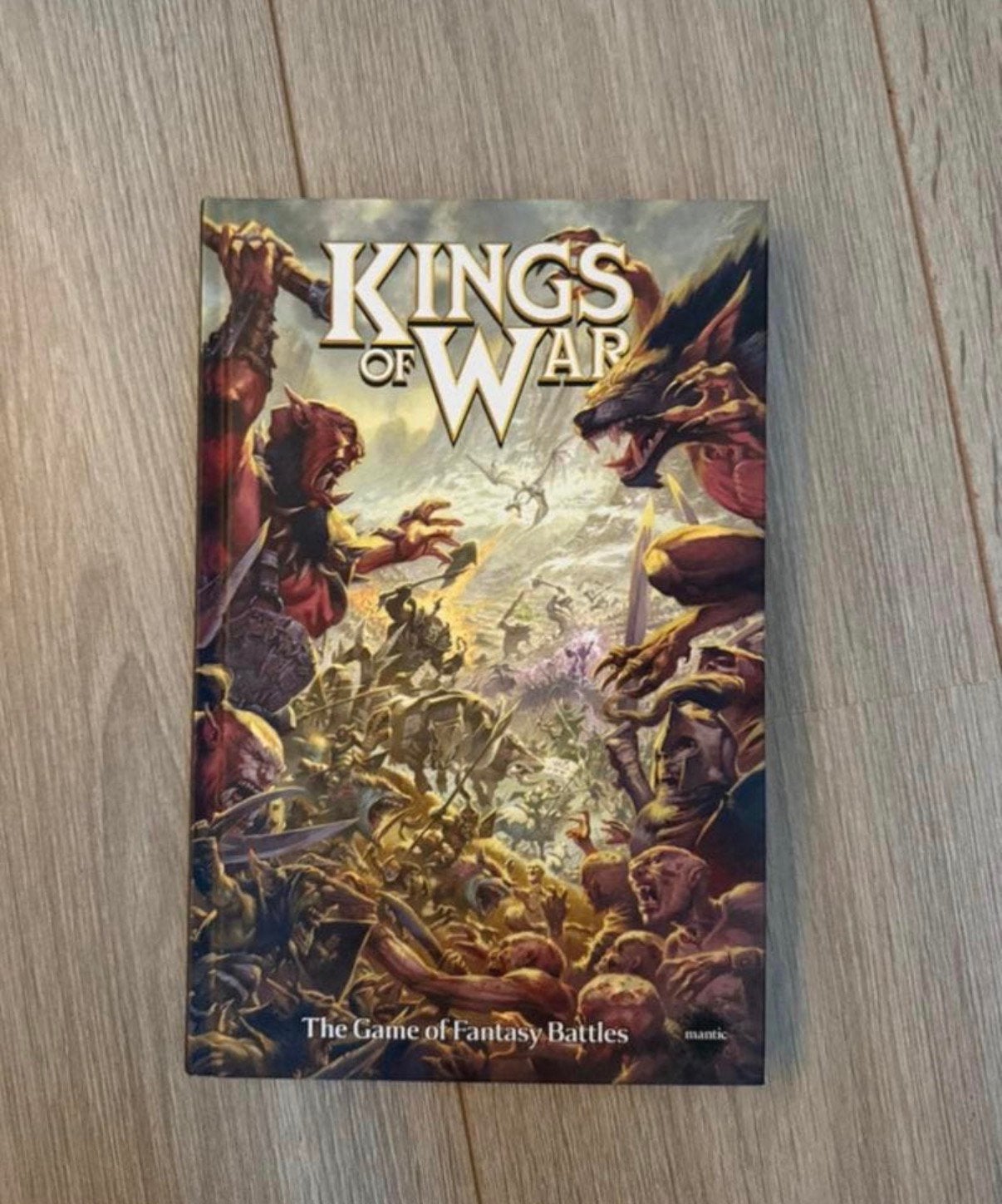 Kings of War The Game of Fantasy Battles, Ophalen of Verzenden, Zo goed als nieuw, Overige soorten, Boek of Catalogus