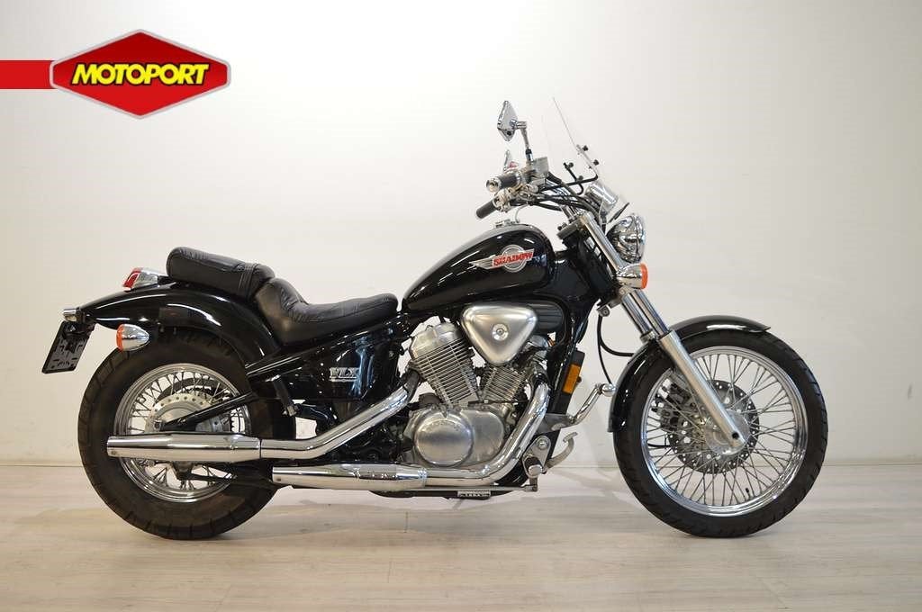 Honda VT 600 C SHADOW (bj 1994), Motoren, Wijngaardveld 1
9300  AALST, BE, Chopper, Gebruikt, Mc.benelux@honda-eu.com