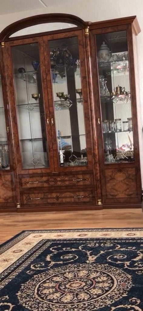 Klassieke vitrinekast met glazen deuren en lades, Huis en Inrichting, Ophalen, Gebruikt, 200 cm of meer, Klassiek