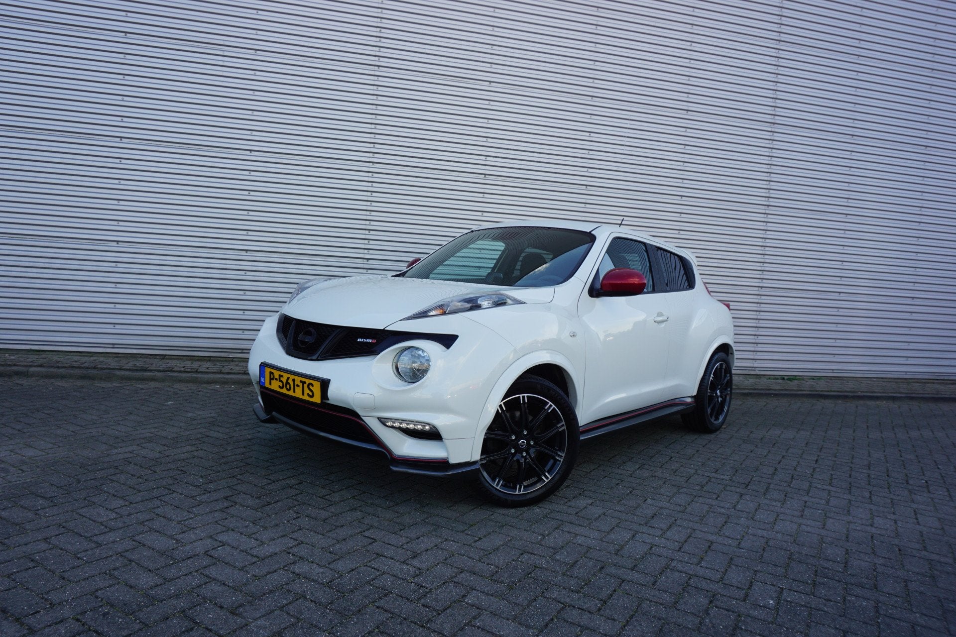 Nissan Juke 1.6 Turbo NISMO Climate / Navi / Cruise / Elektr, Auto's, Nissan, Voorwielaandrijving, 1618 cc, Gebruikt, 1225 kg