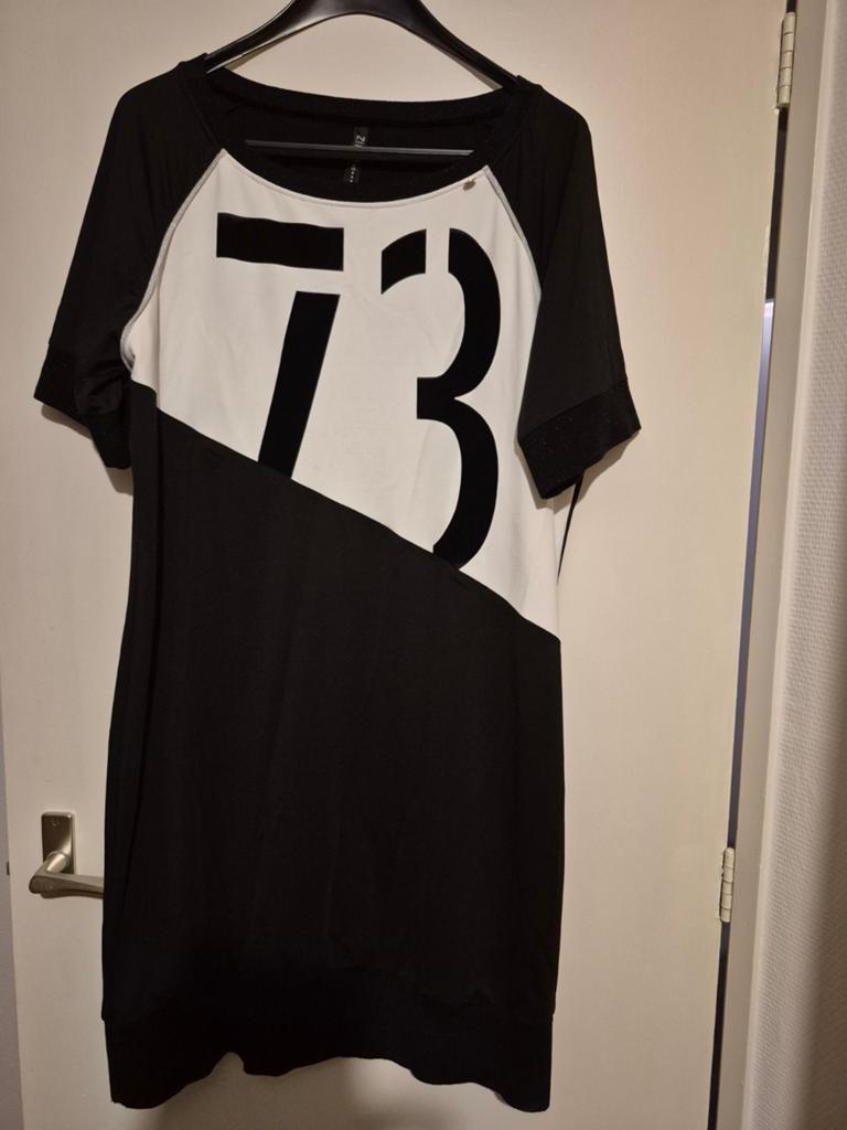 Zip 73 jurk maat xxxl, Kleding | Dames, Zwart, Maat 46/48 (XL) of groter, Nieuw, Ophalen of Verzenden