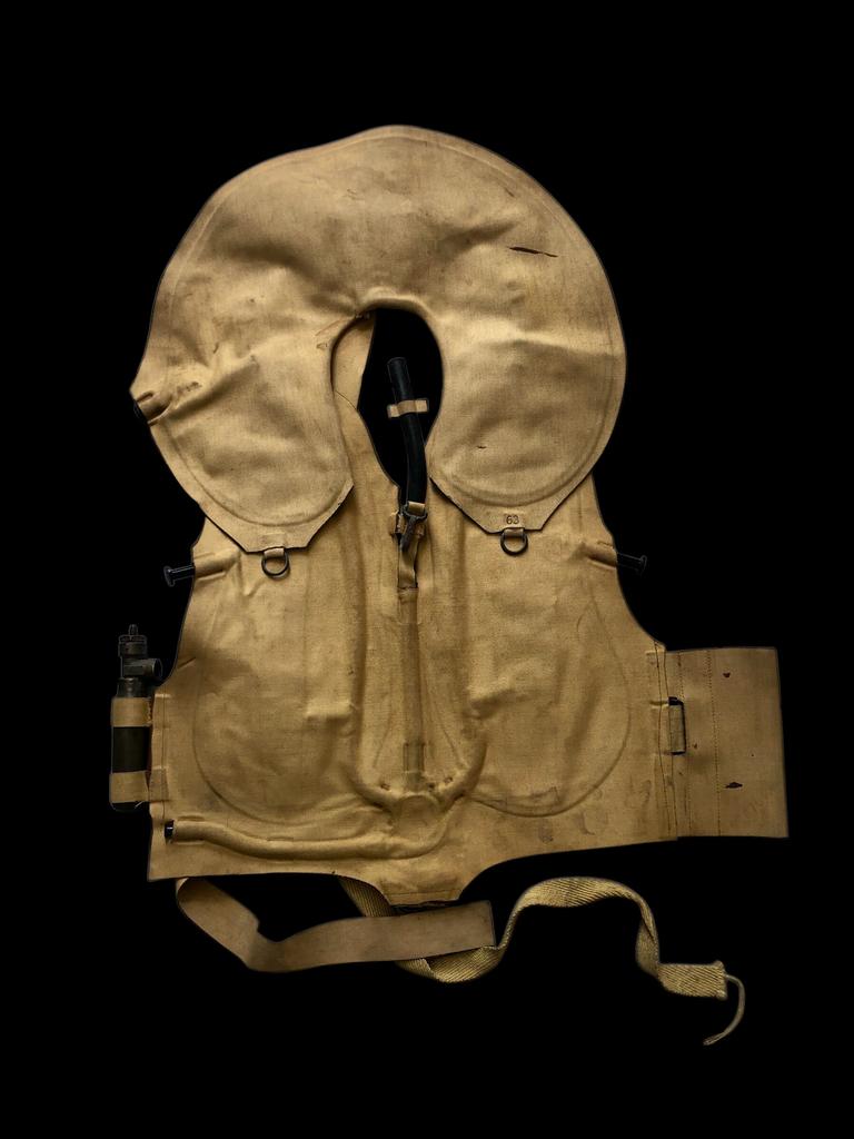 WW2 Luftwaffe Schwimmweste, Ophalen of Verzenden, Duitsland