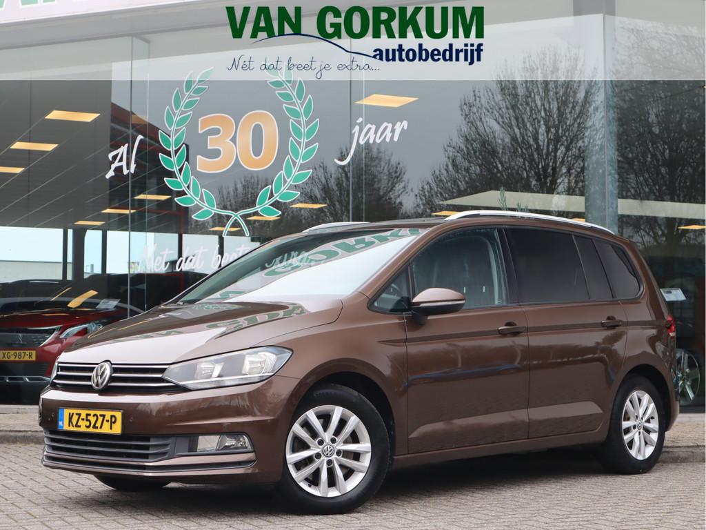 Volkswagen Touran 1.2 TSI Connected Series Navi / Climate /, Auto's, Voorwielaandrijving, Gebruikt, Euro 6, 4 cilinders