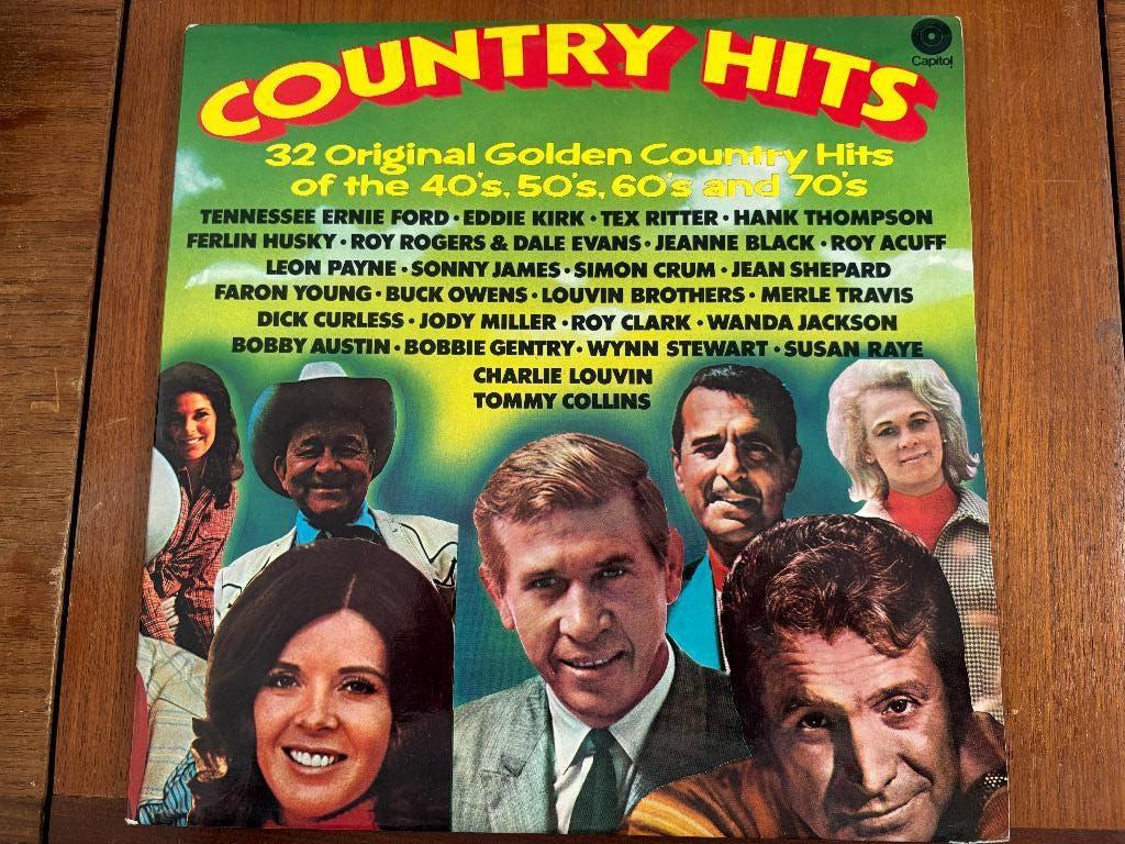 LP Country Hits - 32 Original Golden Country Hits, Inclusief binnenhoes, Ophalen of Verzenden, Gebruikt, 12 inch