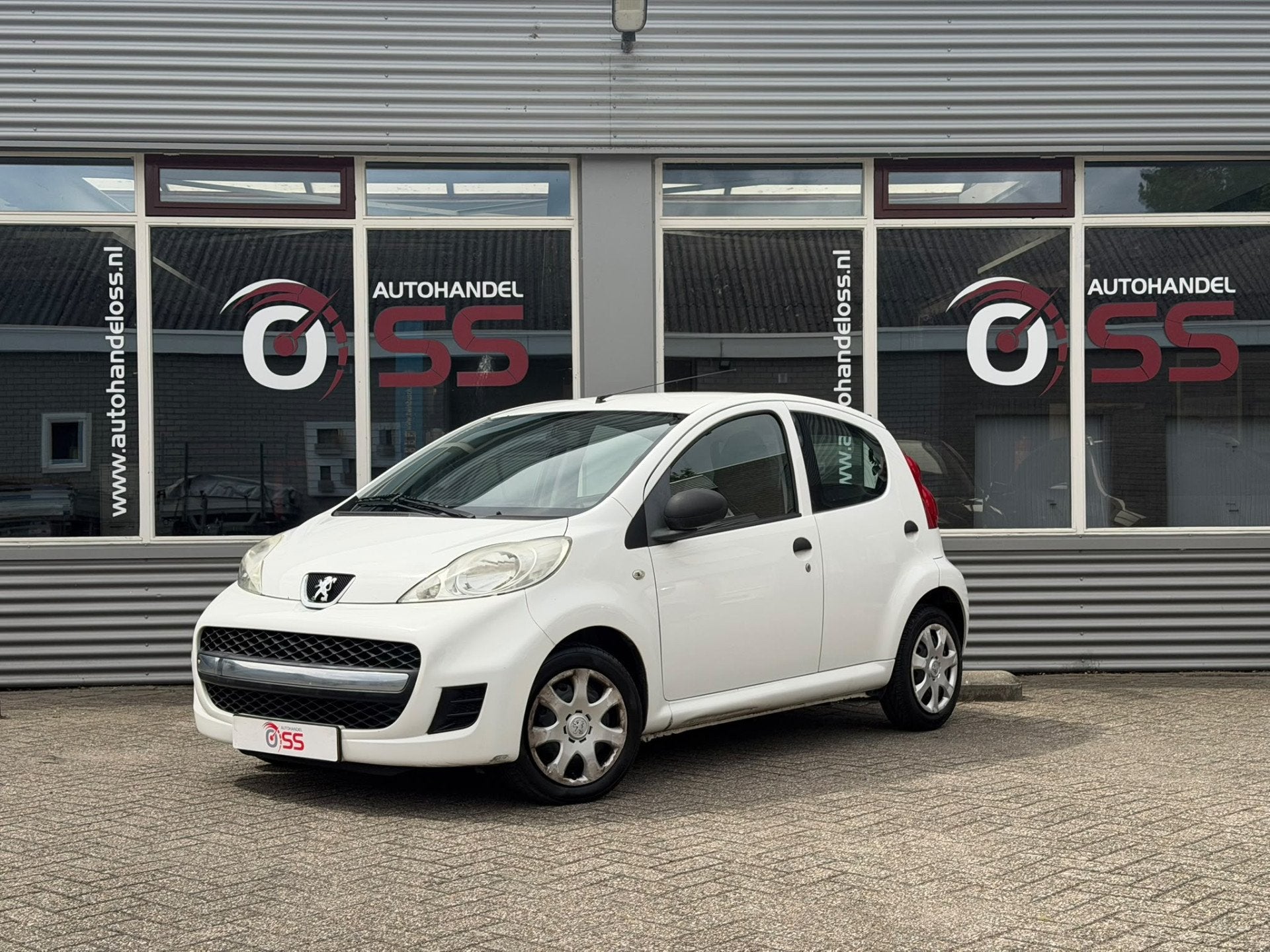 Peugeot 107 1.0-12V XR 5 deurs (bj 2010), Auto's, Peugeot, Voorwielaandrijving, Gebruikt, 4 stoelen, Origineel Nederlands