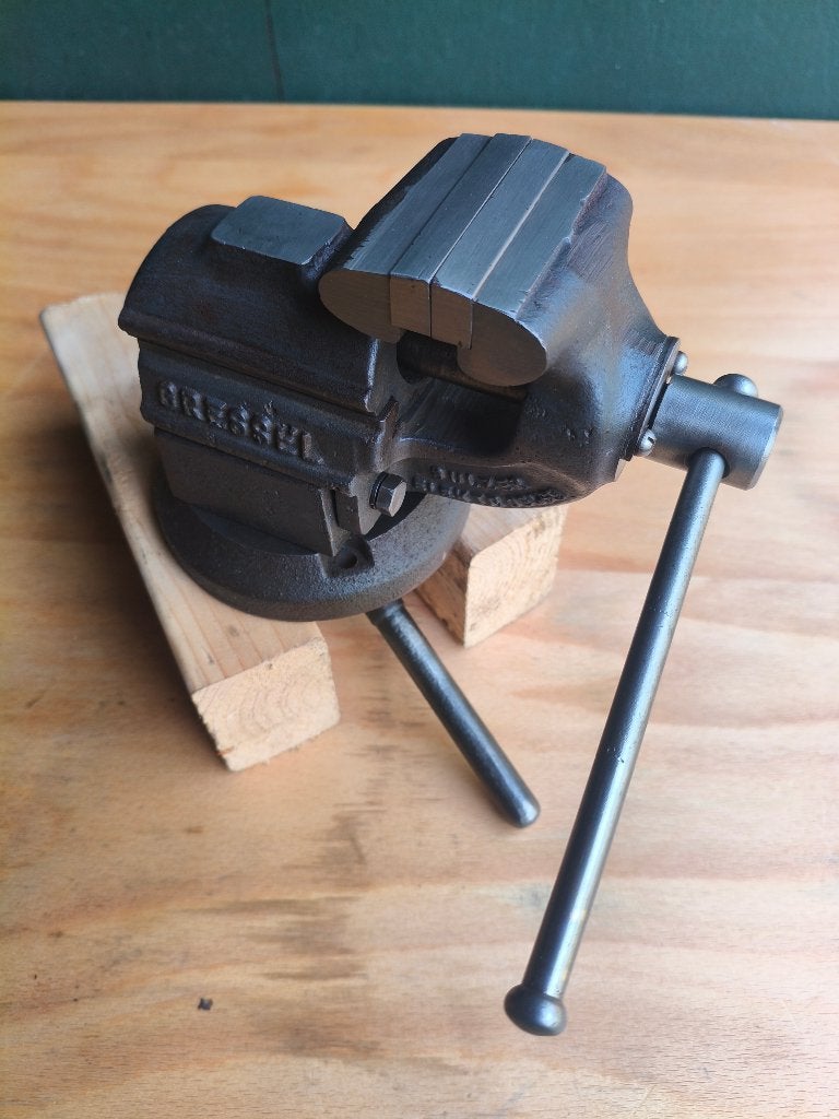 Gressel 60mm bankschroef met zeldzame swivel, originele lak!, Ophalen of Verzenden, Gebruikt
