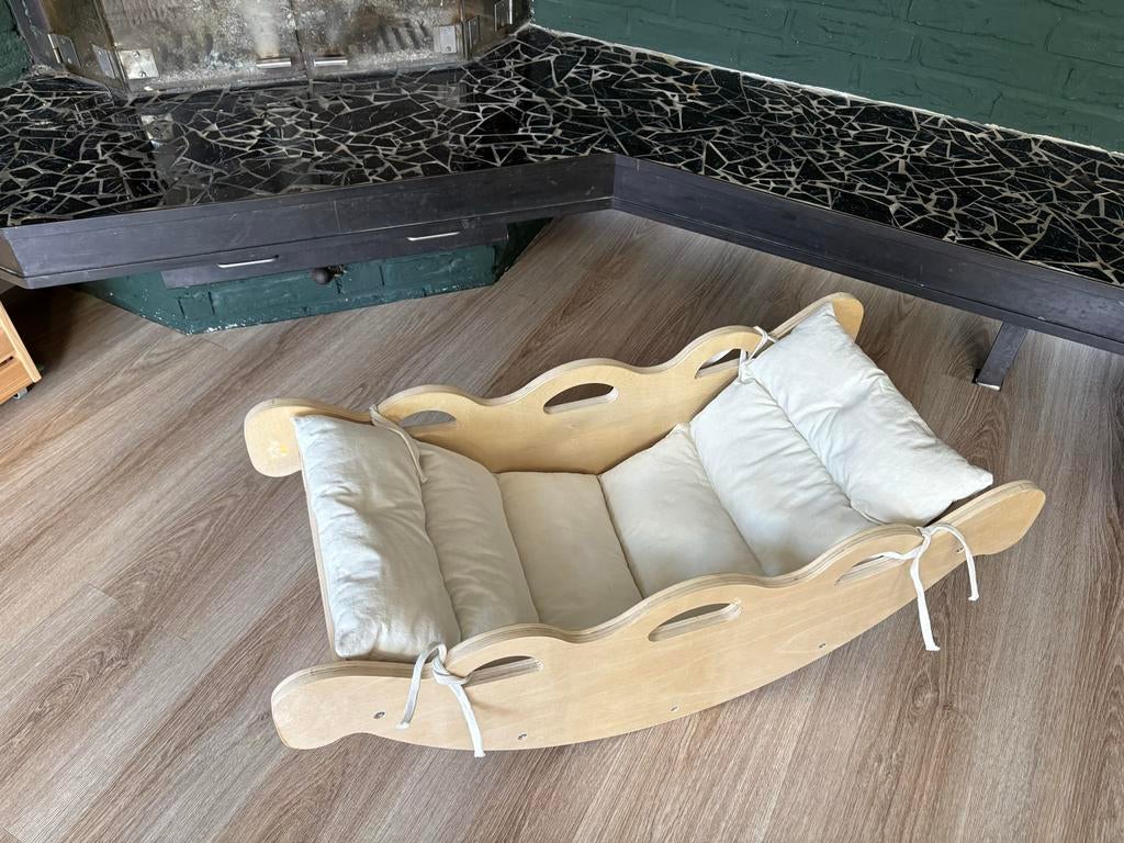 Houten speelboog: wip, tafeltje of keuken, Ophalen, Gebruikt, Rij- of Hobbelspeelgoed