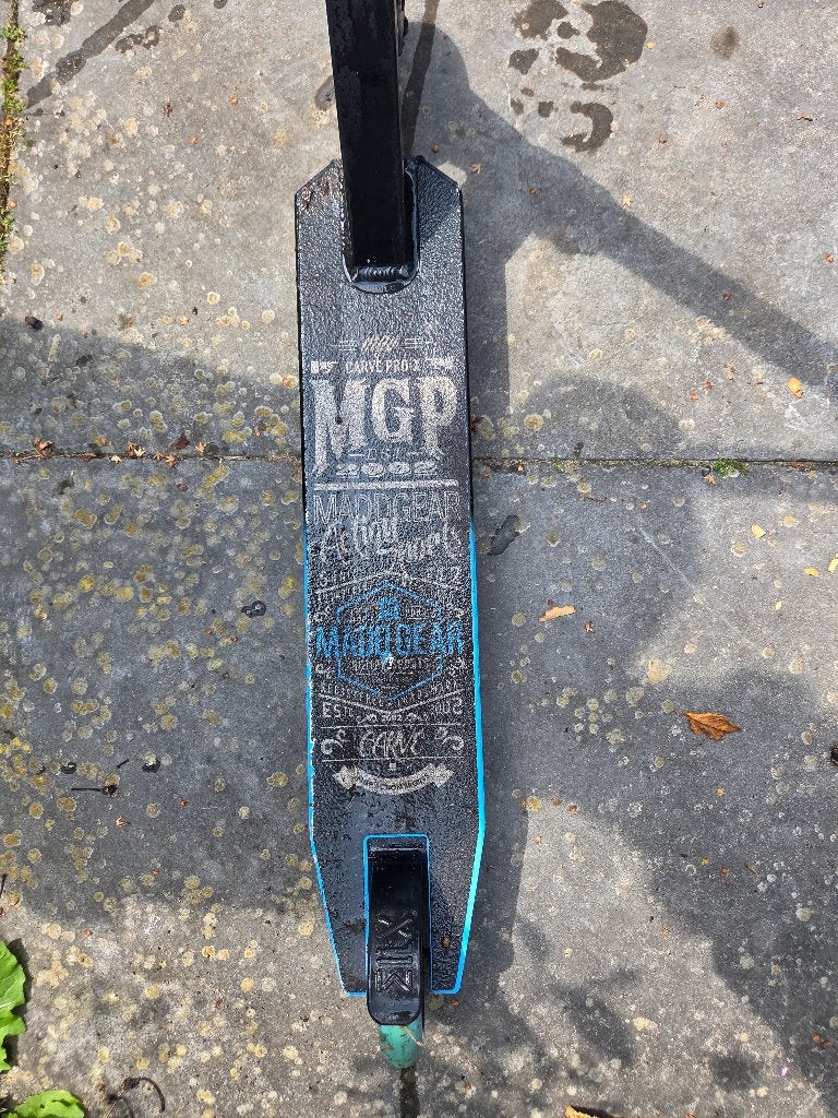 Mad Gear carve Pro-x stuntstep, Ophalen of Verzenden, Gebruikt, Gewone step, MGP