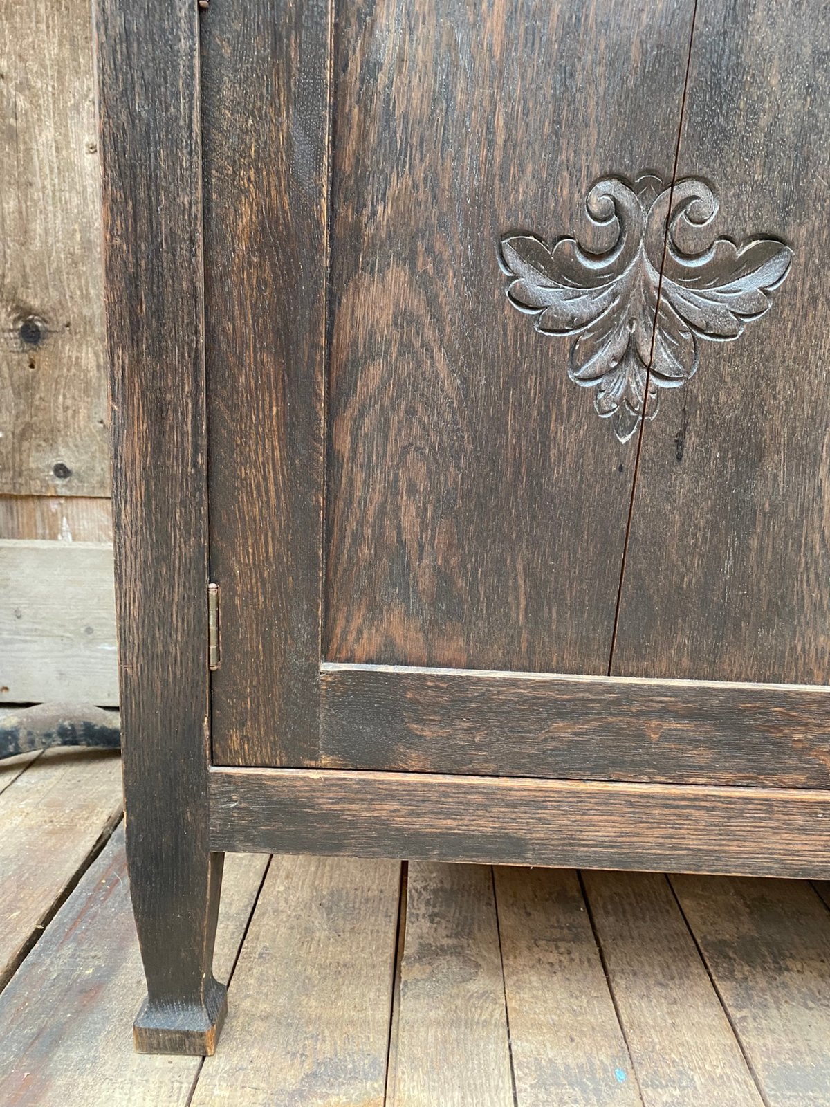 Frans commode kast met marmer, Ophalen