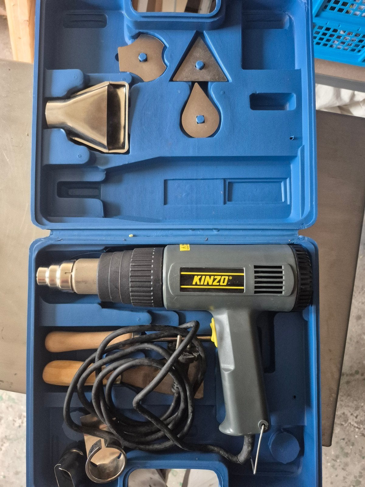 Kinzo heteluchtpistool met accessoires in koffer, Ophalen of Verzenden, Gebruikt