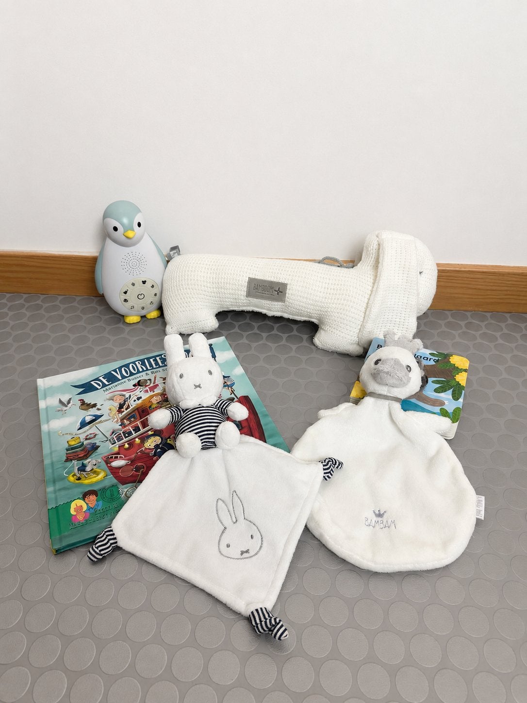 Baby speelgoed pakket: Nijntje, BamBam, Dikkie Dik, Kinderen en Baby's, Ophalen, Zo goed als nieuw, Overige typen