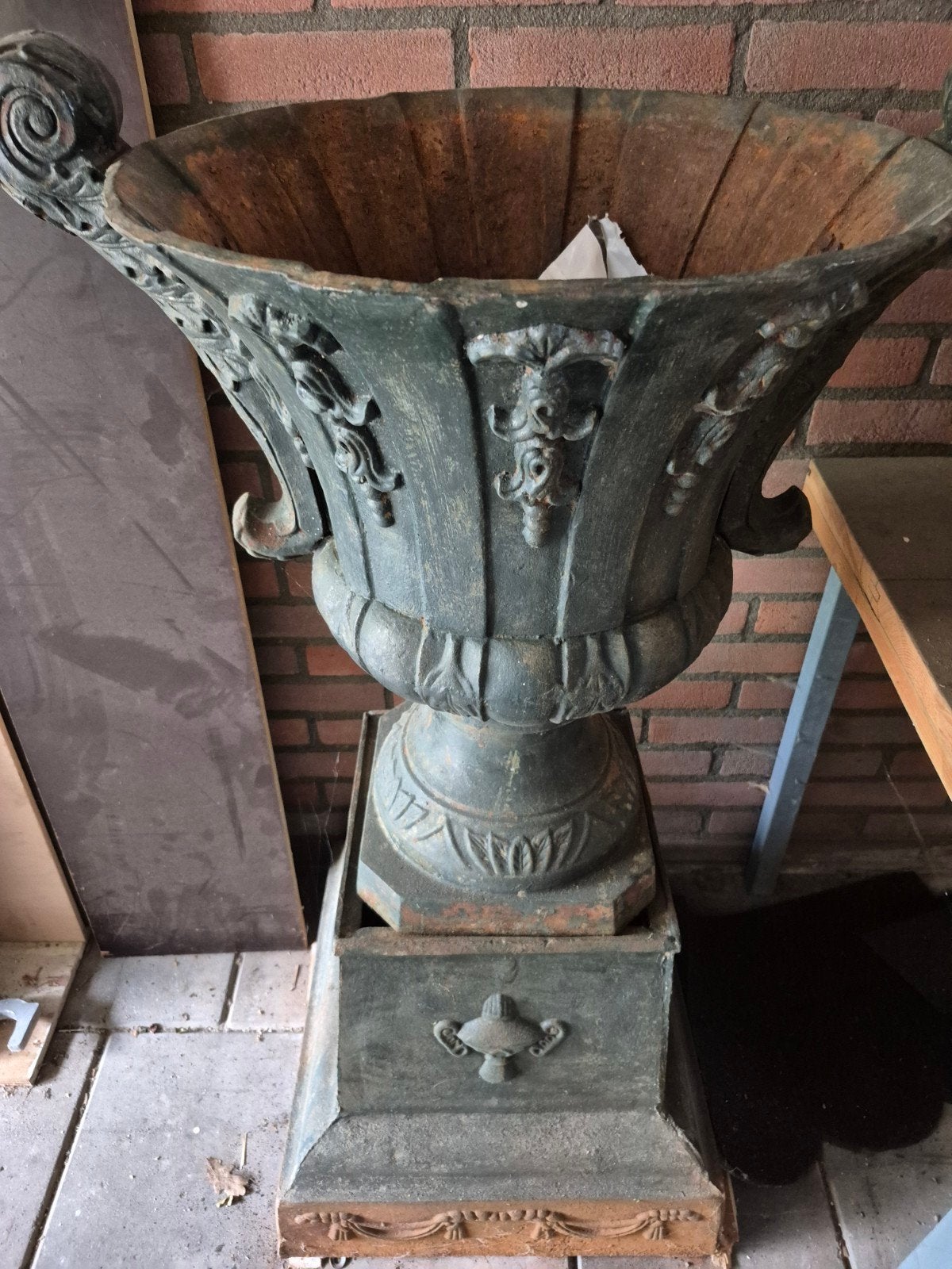 Grote antieke Siervaas, Tuin en Terras, Tuinvazen, Ophalen