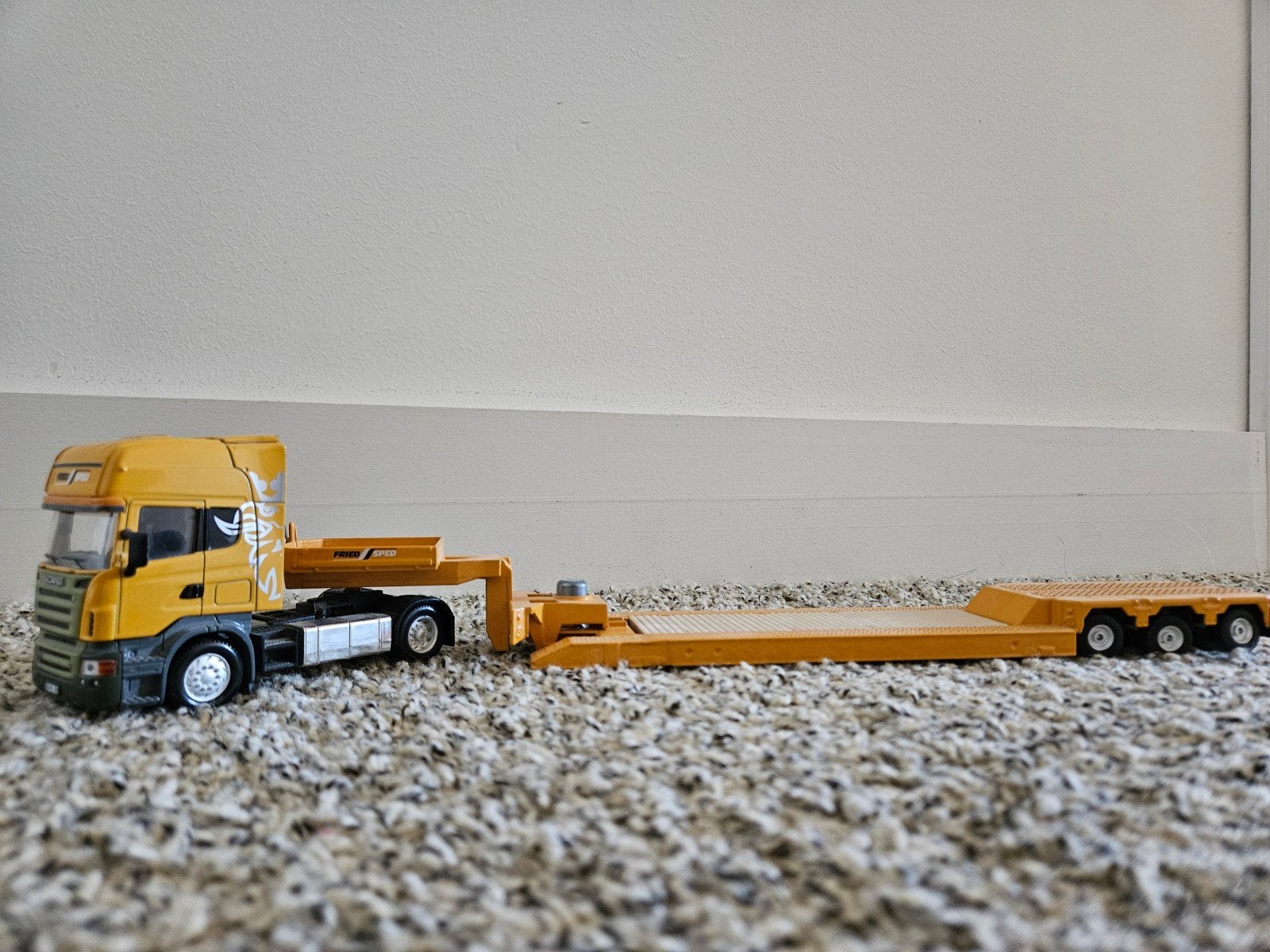 Siku Scania R620 truck & Liebherr 580 shovel, Ophalen, Gebruikt