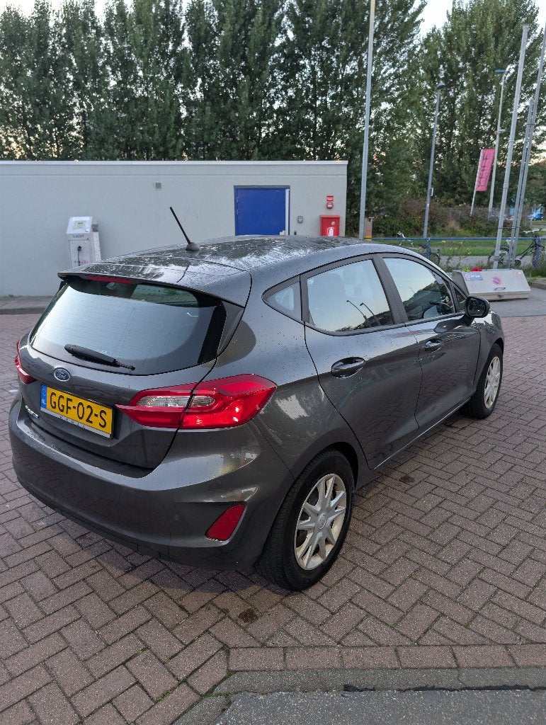 Foto 3 van Ford Fiesta 1.1 85PK 5dr 2019 Grijs