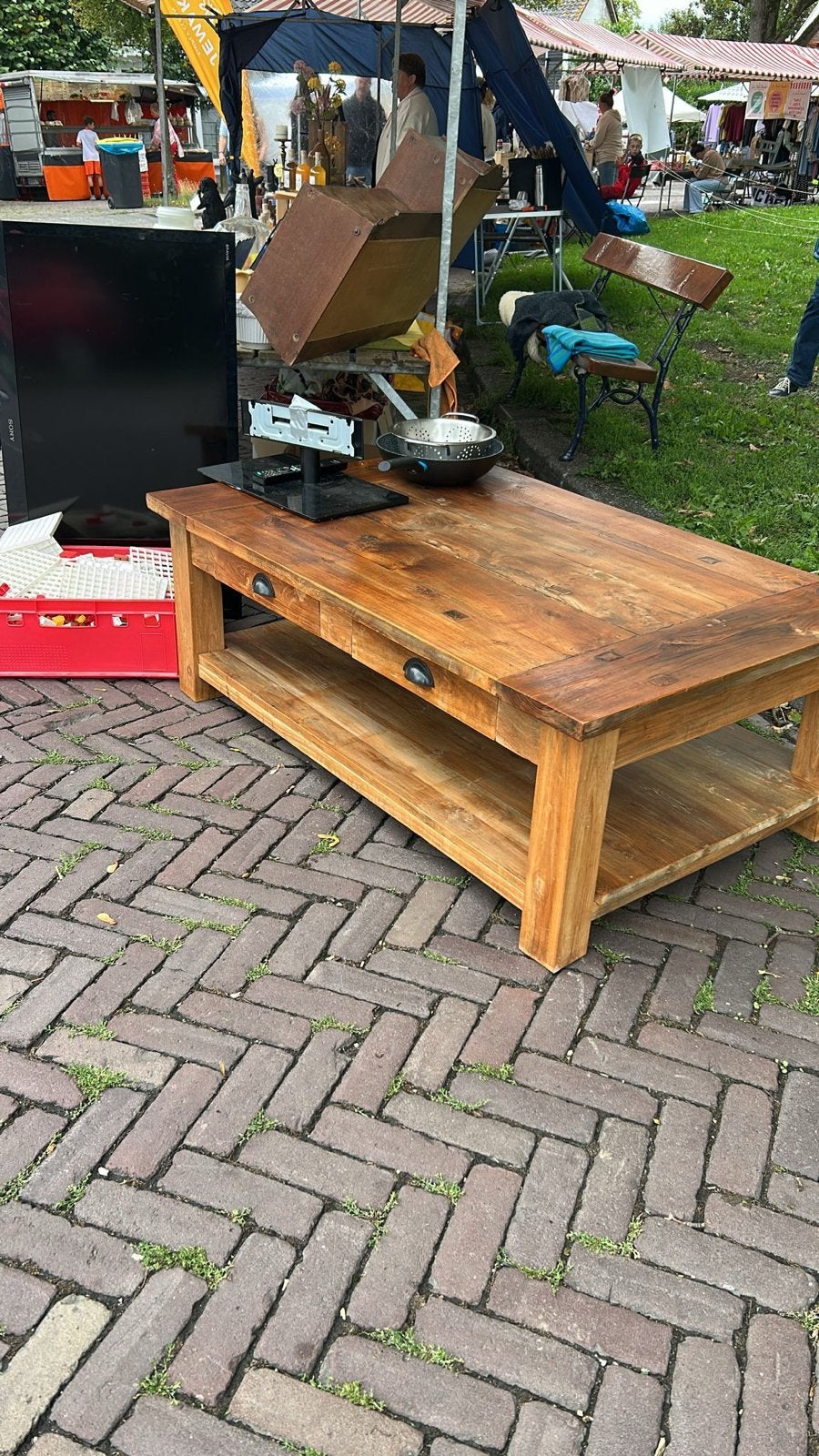 Massief Teakhouten Salontafel met 2 Lades - 80x130 cm, Gebruikt, 100 tot 150 cm, T kabinet, Koloniaal