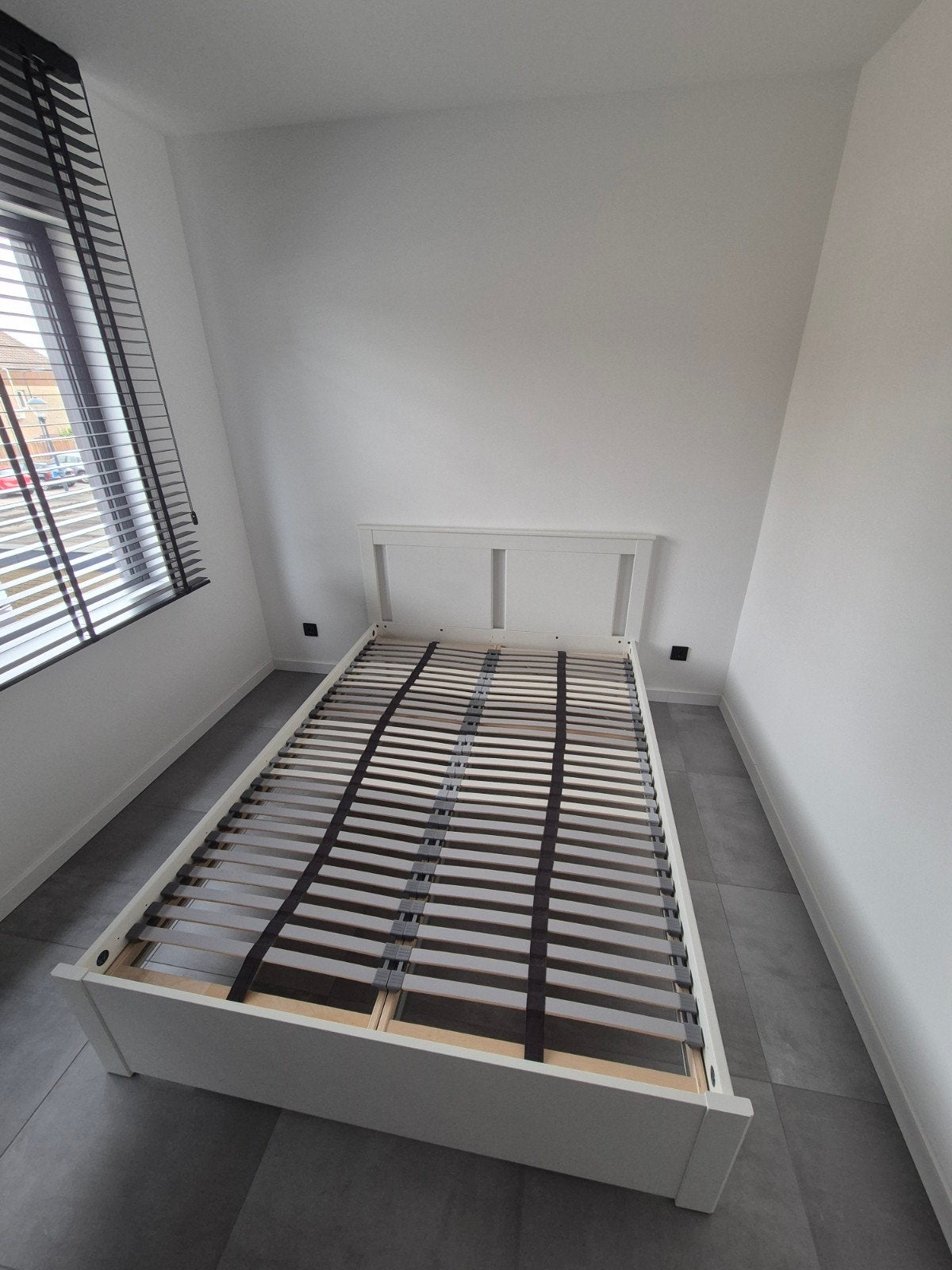 Zgan mooi tweepersoonbed vd Ikea €100, Huis en Inrichting, Slaapkamer | Bedden, Ophalen, Wit, Tweepersoons, 140 cm