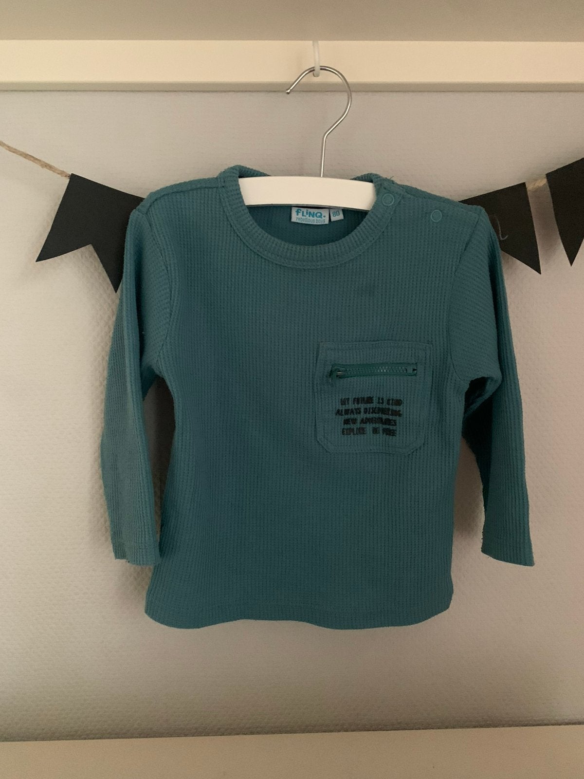 Groen shirt maat 80, Ophalen of Verzenden, Zo goed als nieuw, Jongetje, Shirtje of Longsleeve