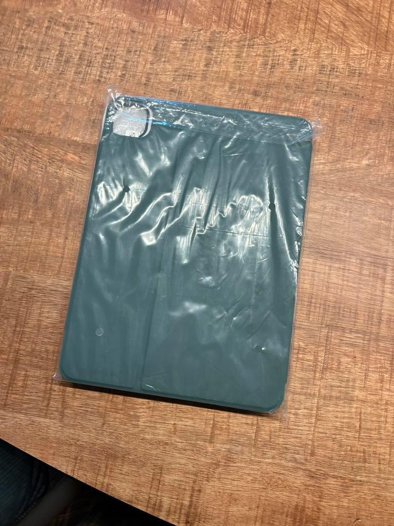 ESR iPad Pro 11 hoes donkergroen, Ipad pro 11, 11 inch, Nieuw, Bescherming voor- en achterkant