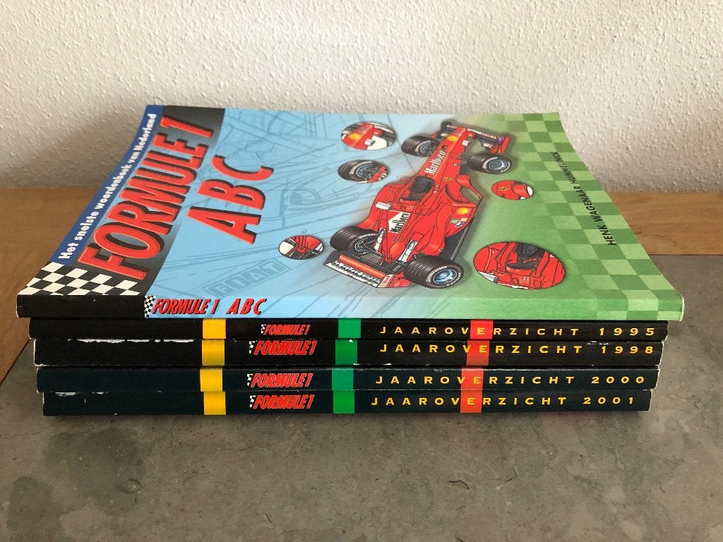 B.002 / Officiele F1 Jaarboeken [ABC 1995-1998 / 2000-2001], Ophalen of Verzenden, Zo goed als nieuw, Formule 1