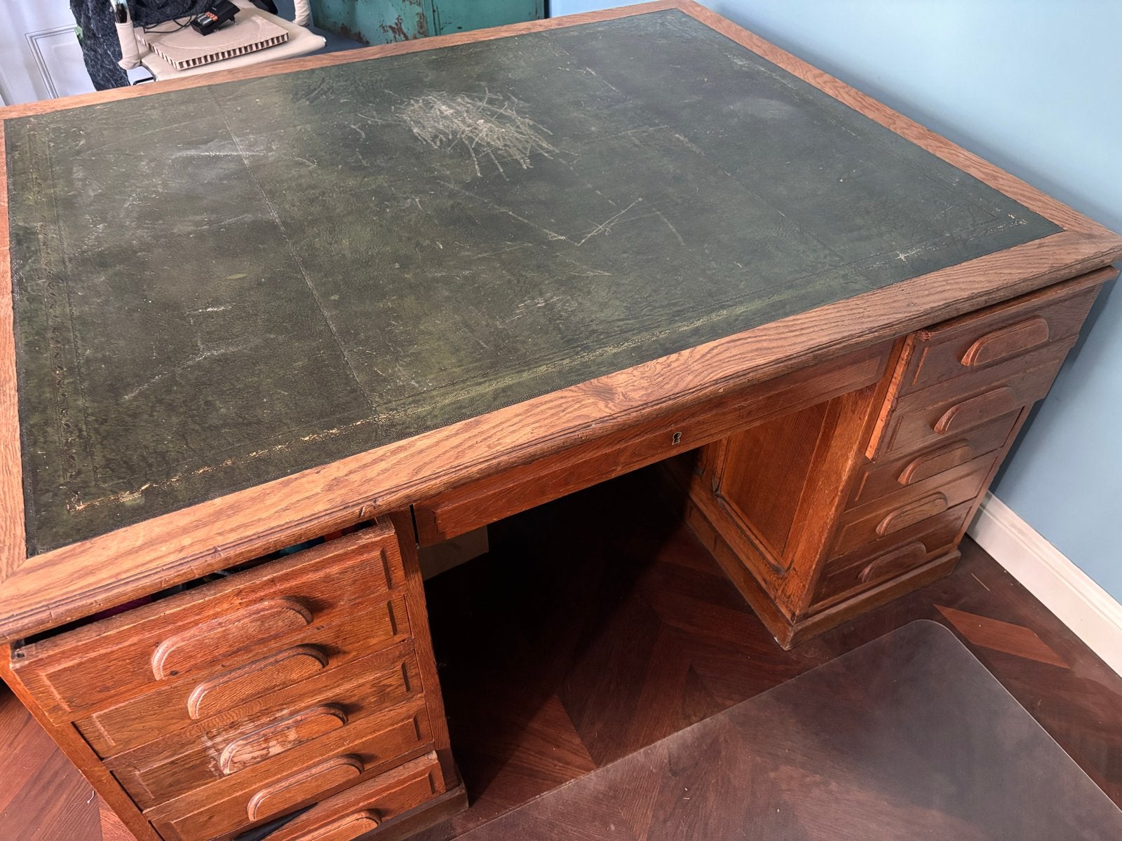 Antiek bureau met lades | 120x140cm, Ophalen of Verzenden