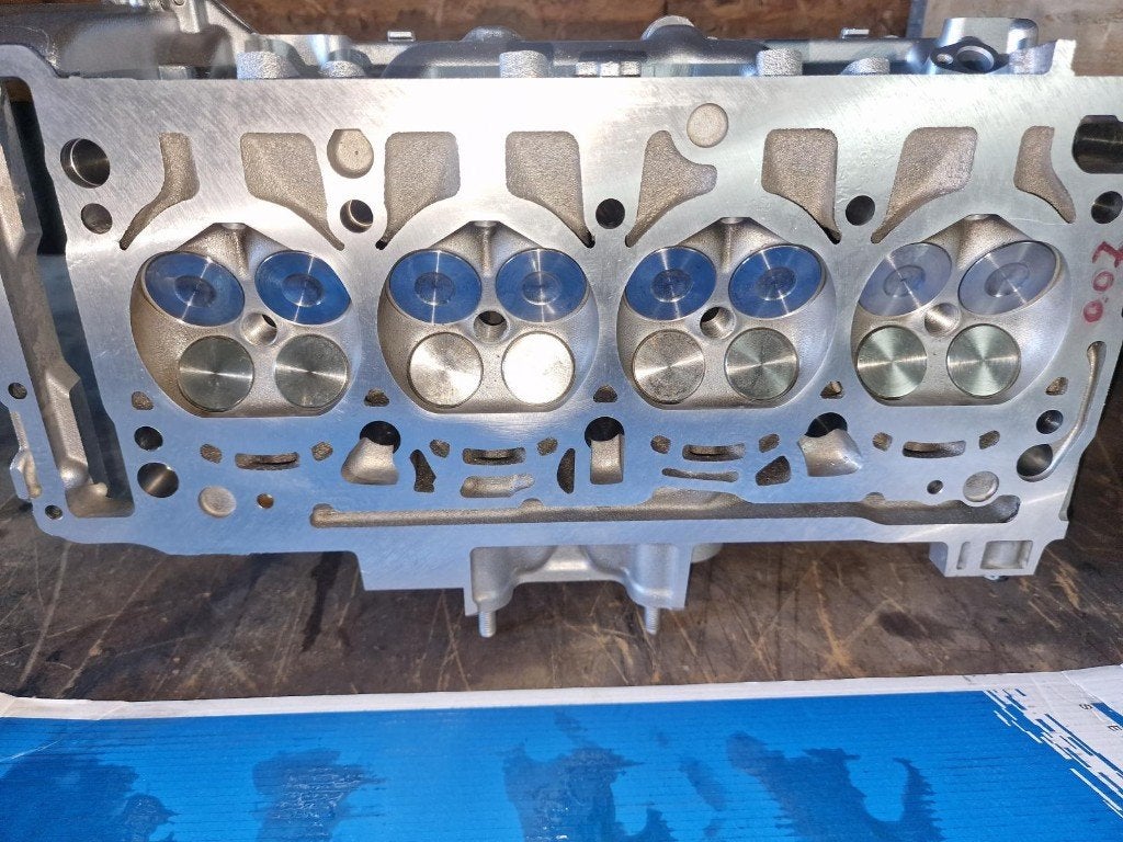 Cilinderkop Volkswagen Golf VII 2.0 GTI 16V 2016, Ophalen of Verzenden