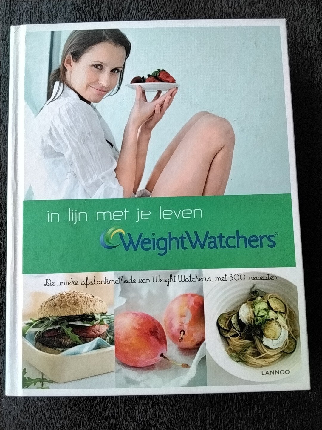 Leila Fisher - Weight Watchers- 300 recepten, Ophalen of Verzenden, Zo goed als nieuw, Leila Fisher; Eddy van den Langenbergh; Hilde Smeesters; Chri...