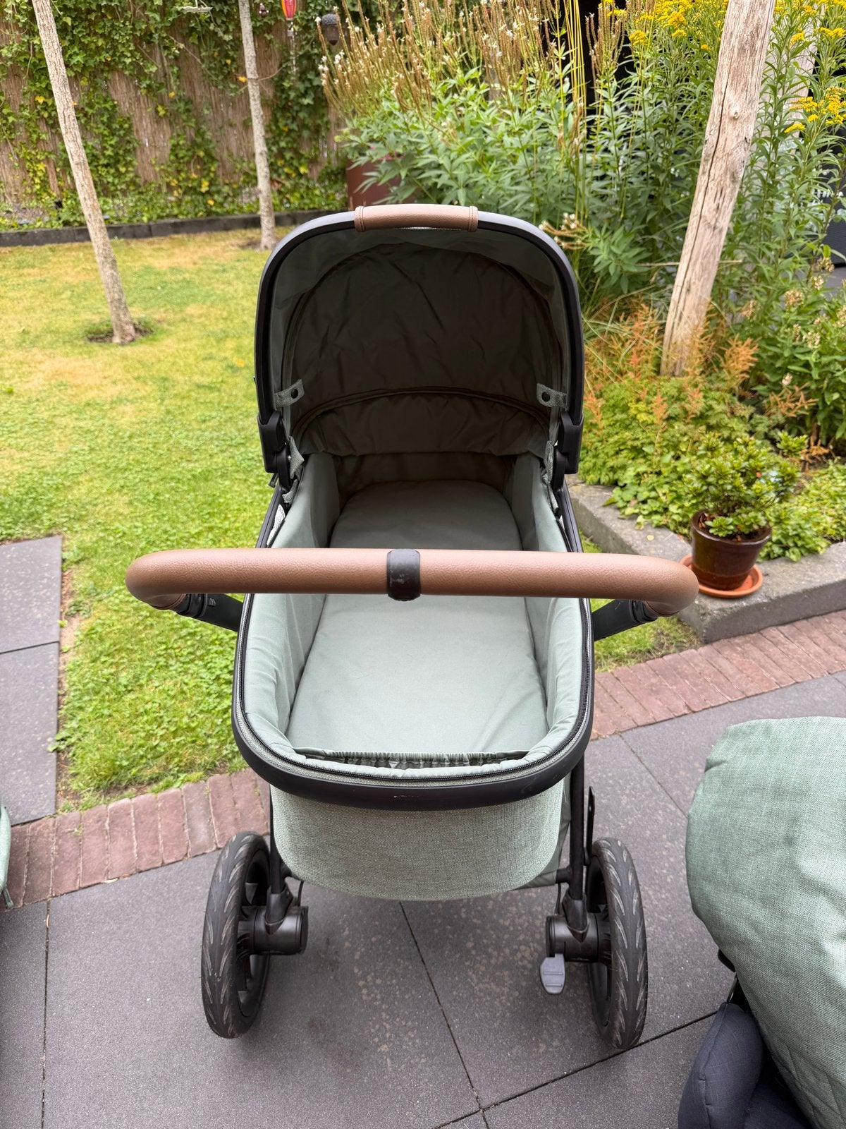 Joie Kinderwagen, wandelwagen, autostoeltje + adapters, Zo goed als nieuw, Combiwagen, Met autostoeltje, Ophalen