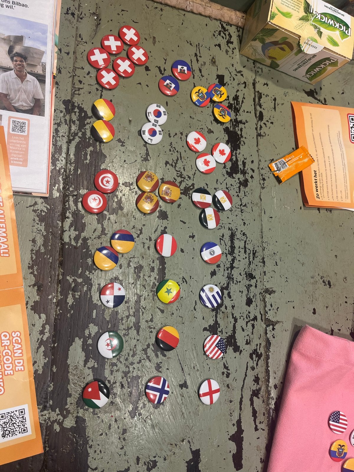 Verzameling vlaggen pins - diverse landen, Ophalen, Nieuw