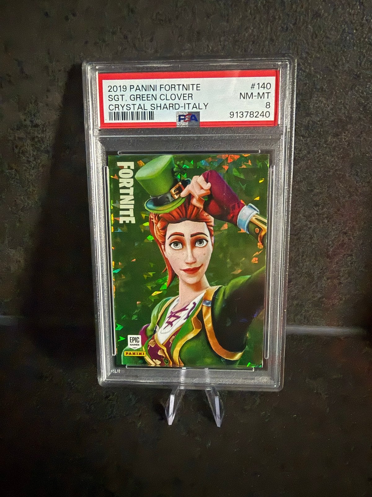 Fortnite Sgt. Green Clover Crystal Shard PSA 8 NM-MT, Ophalen, Zo goed als nieuw