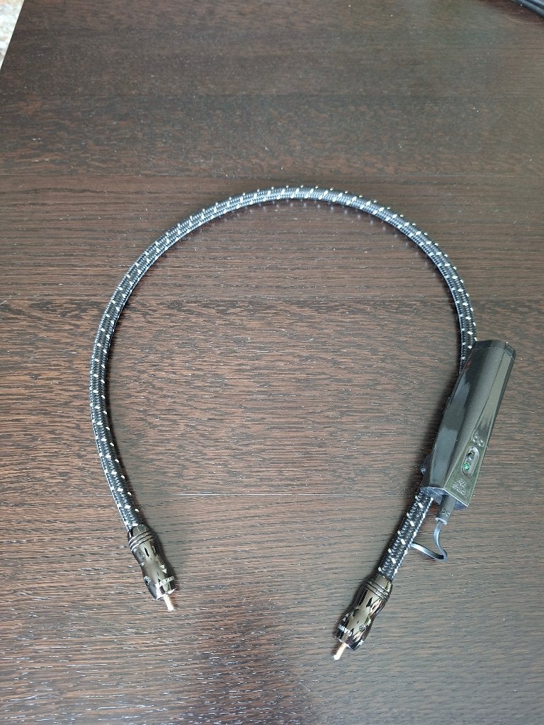 Audioquest Hawk eye 72v dbs digitale interlink, Ophalen of Verzenden, Zo goed als nieuw, Minder dan 2 meter, Interlink-kabel