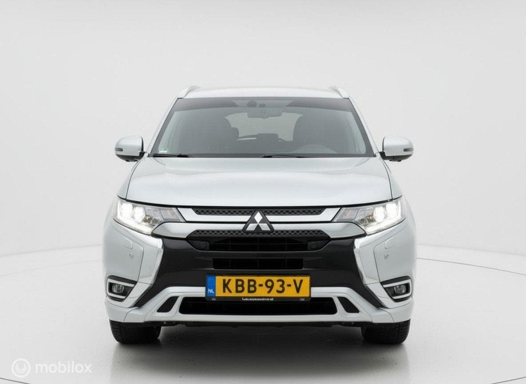 Mitsubishi Outlander 2.4 PHEV Instyle 360CAMERA|KEYLESS|LEDE, Auto's, Mitsubishi, 4 cilinders, 1865 kg, Leder, Bedrijf