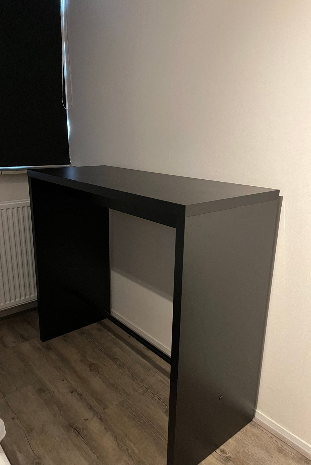 Zwarte hoge tafel, Ophalen, Zo goed als nieuw