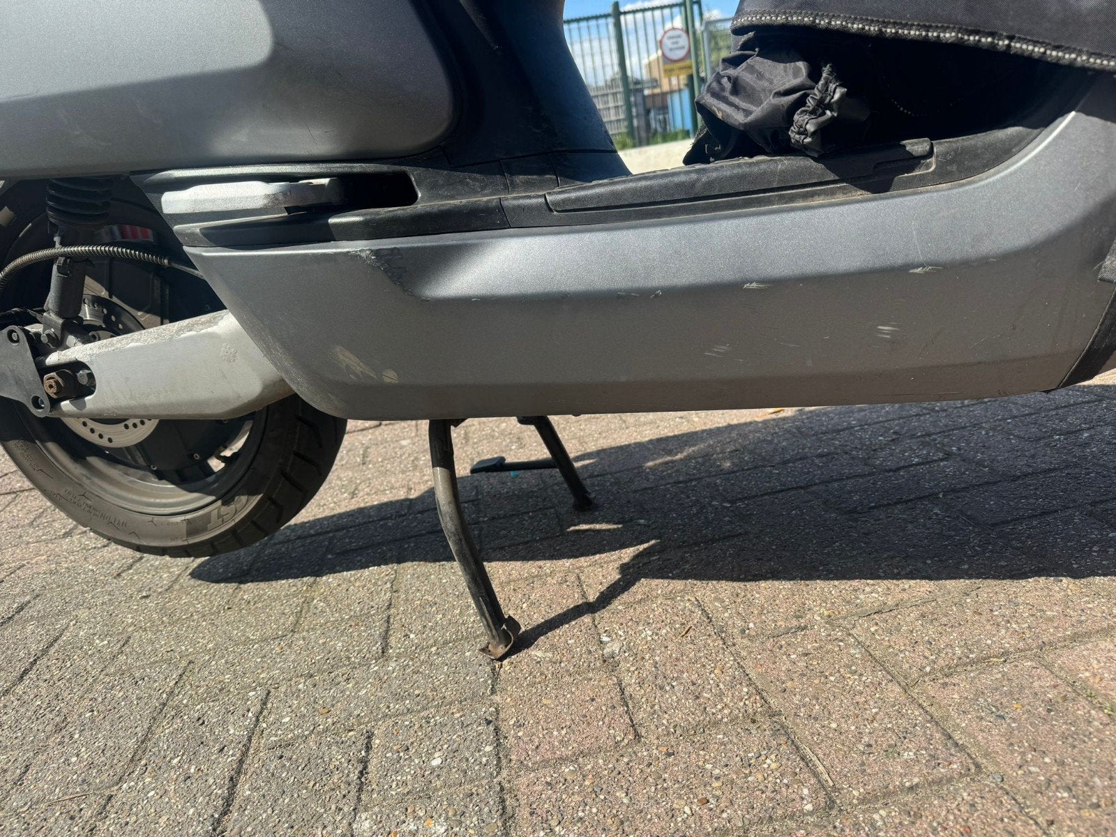 NIU NQi GTS Elektrische Scooter - Grijs, Fietsen en Brommers, Scooters | Overige merken, Ophalen of Verzenden, Elektrisch