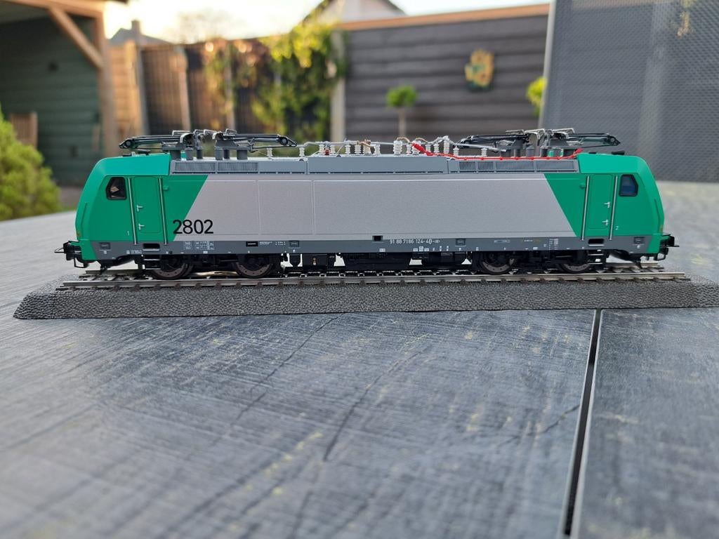 NMBS locomotief BR186 Piko 59858, Hobby en Vrije tijd, Wisselstroom, Gebruikt, Locomotief, NS