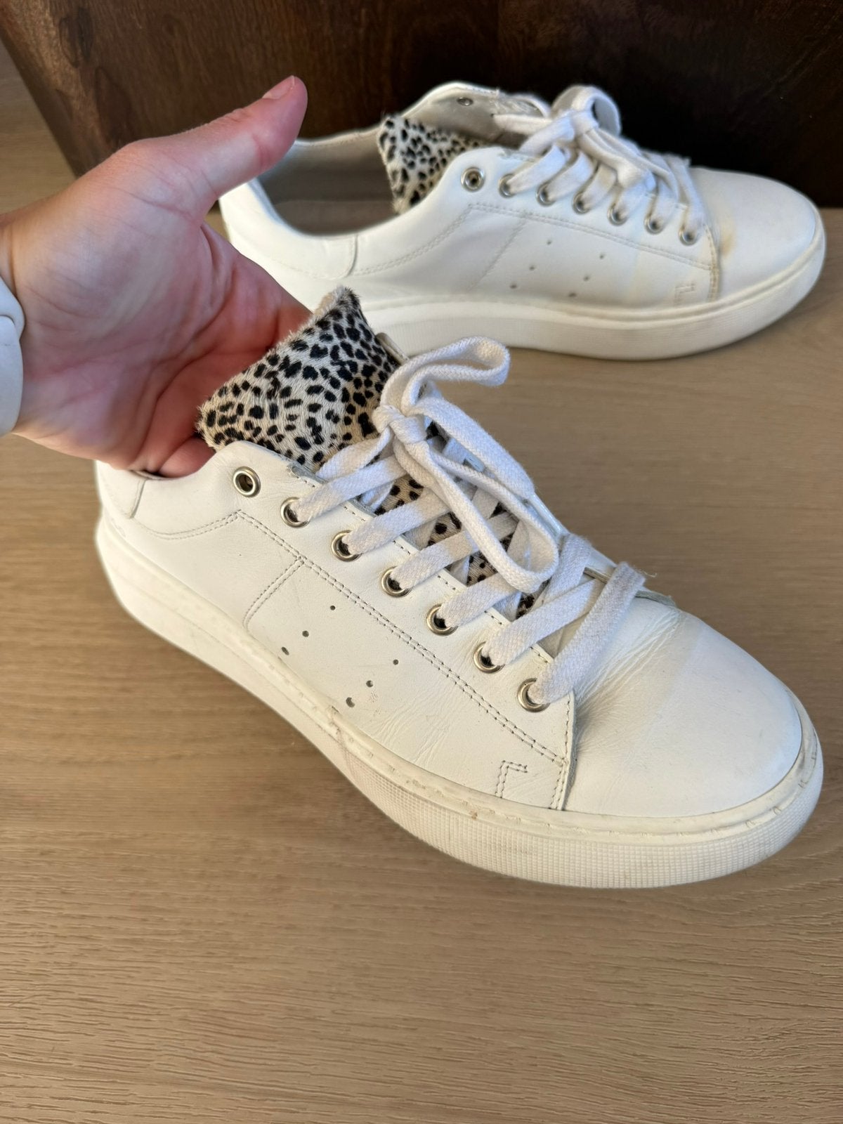 Te koop witte tango sneakers, maat 39, Kleding | Dames, Schoenen, Ophalen of Verzenden, Zo goed als nieuw, Wit, Sneakers of Gympen