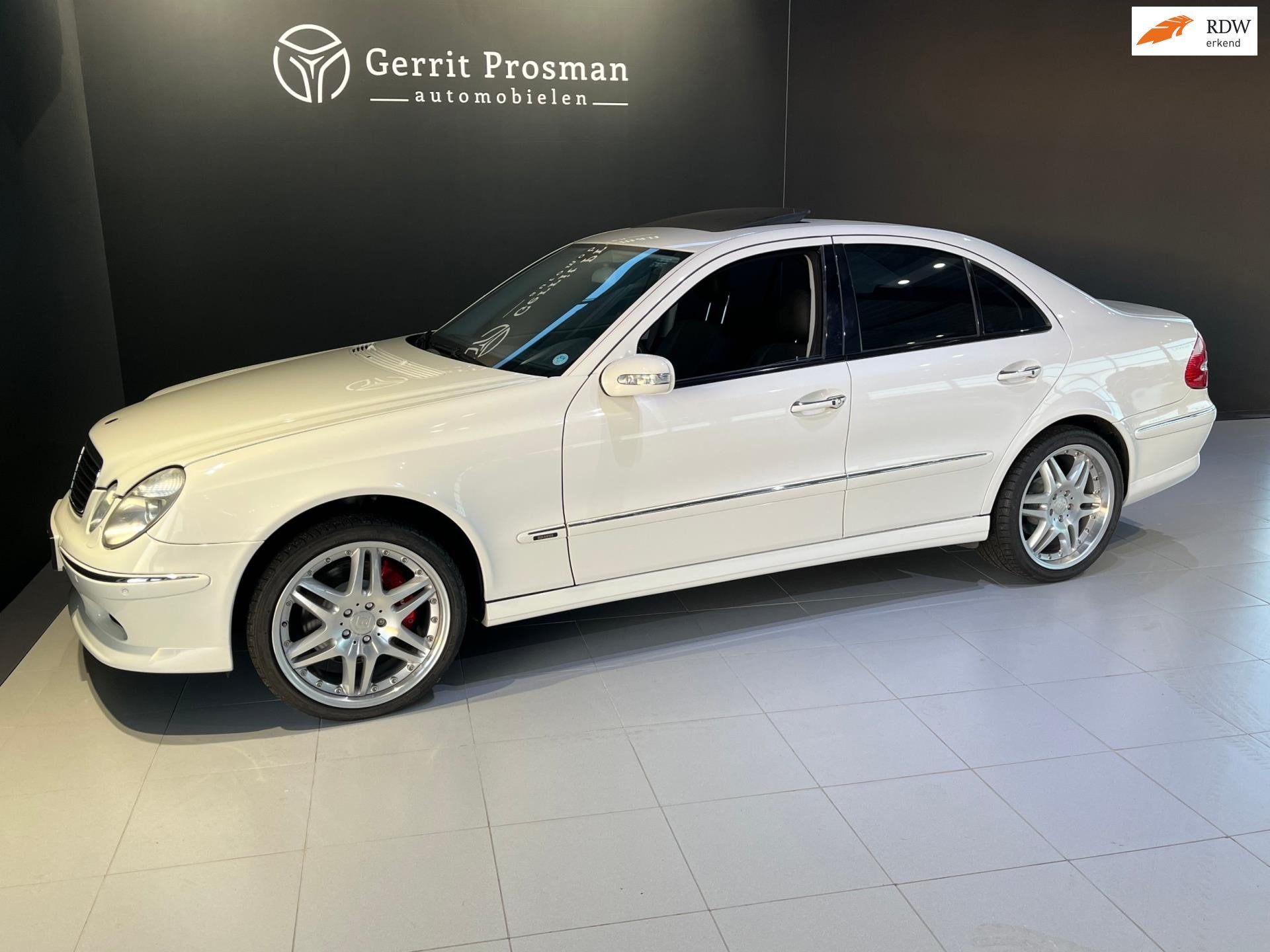 Mercedes-Benz E-klasse 500 Brabus B11 5.8 V8 | 31.586 km | 4, Automaat, Achterwielaandrijving, Gebruikt, 1759 kg