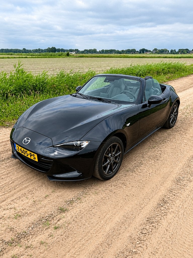 Mazda MX-5 1.5 132pk | Leder | Camera | CarPlay | APK 5-2028, Achterwielaandrijving, 40 €/maand, 4 cilinders, Cabriolet