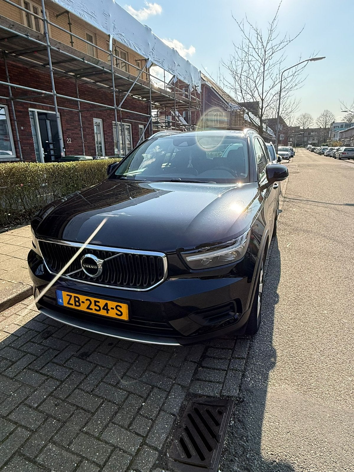 Volvo XC40 T3 156pk 2019 Zwart, Auto's, Voorwielaandrijving, 156 pk, Zwart, 1468 kg
