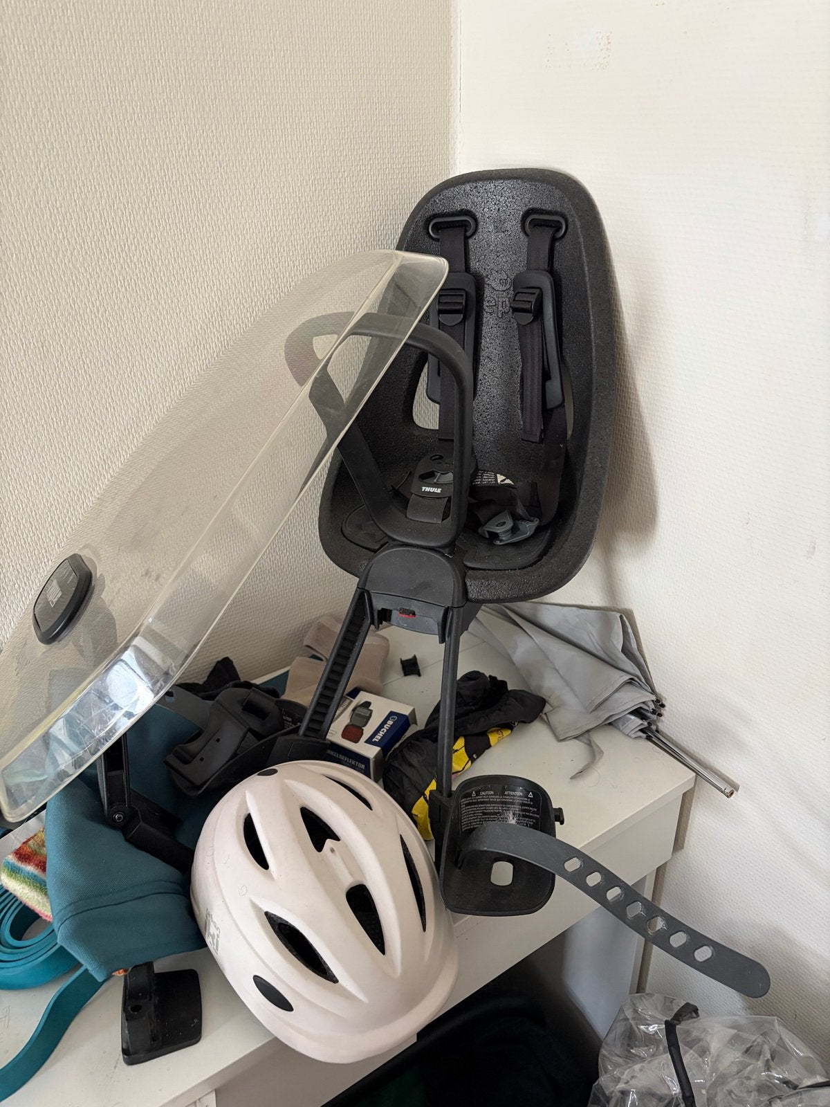 Thule Yepp Nexxt Mini fietsstoeltje met windscherm, Ophalen, Gebruikt, Voetsteuntjes, Voorzitje