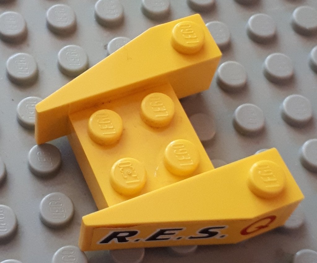 2399pb03 (1) yellow 1x Wedge 3 1-2 x 4 without Stud N, Ophalen of Verzenden, Gebruikt