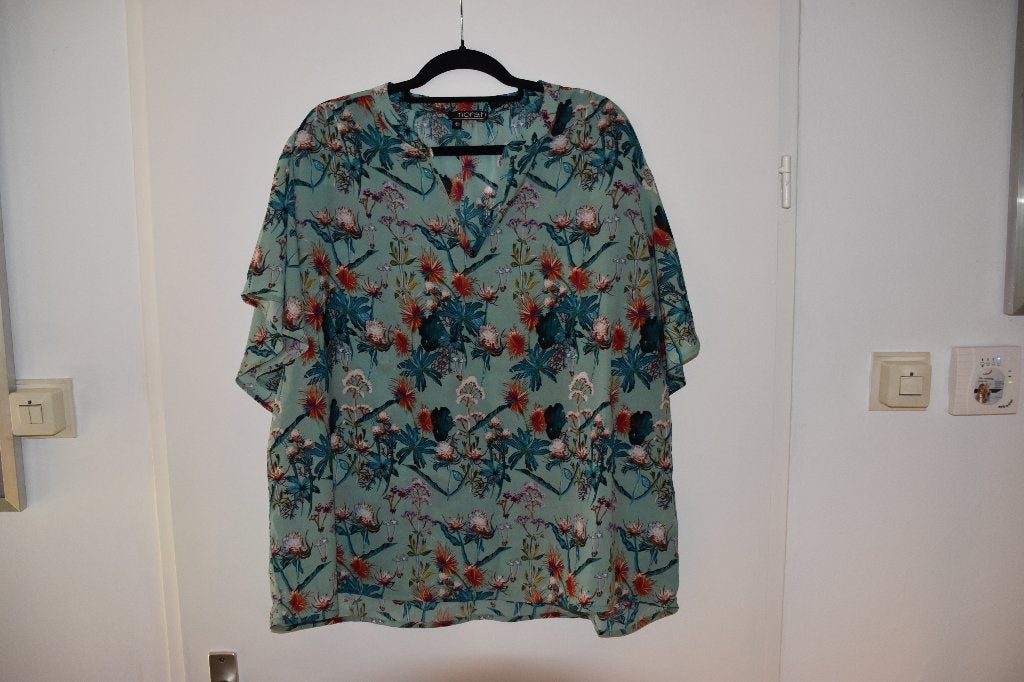 mooie nieuwe fleurige blouse maat 48 Norah, Meerkleurig, Maat 46/48 (XL) of groter, Nieuw, Ophalen of Verzenden