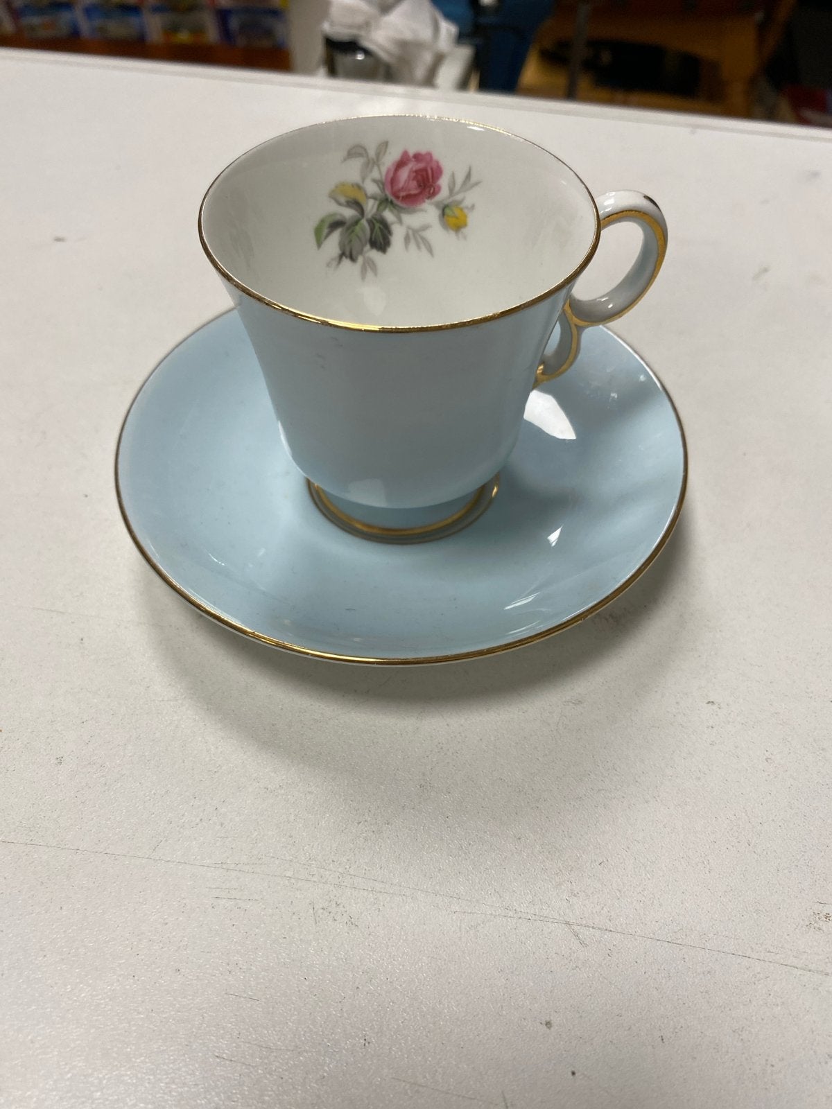 Adderley Fine Bone China Kop en Schotel - Lichtblauw met Roo, Antiek en Kunst, Ophalen of Verzenden