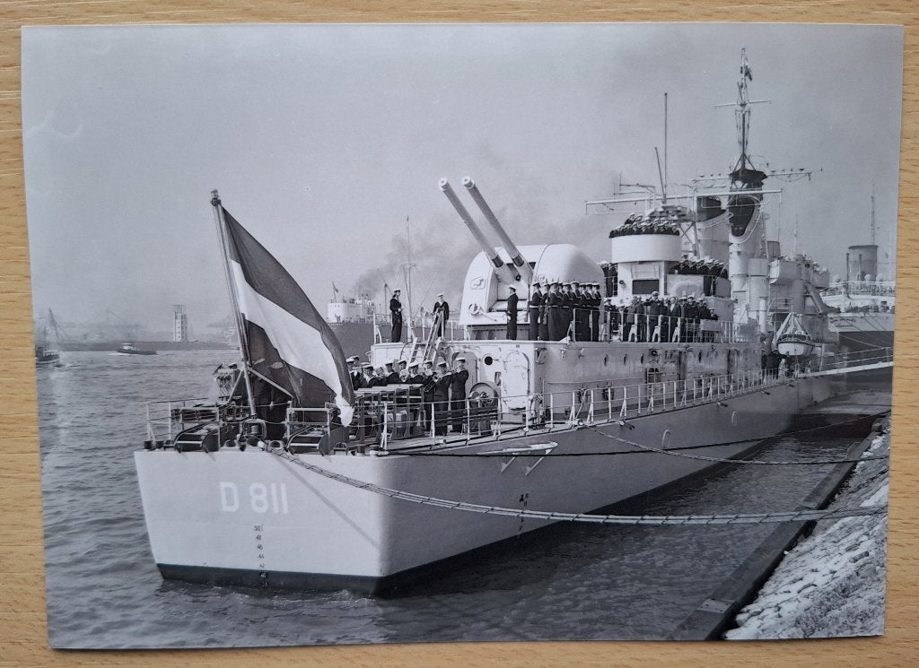 Foto marine: Hr Ms Gelderland 1955 overdracht, Verzamelen, Verzenden, Marine, Nederland, Foto of Poster