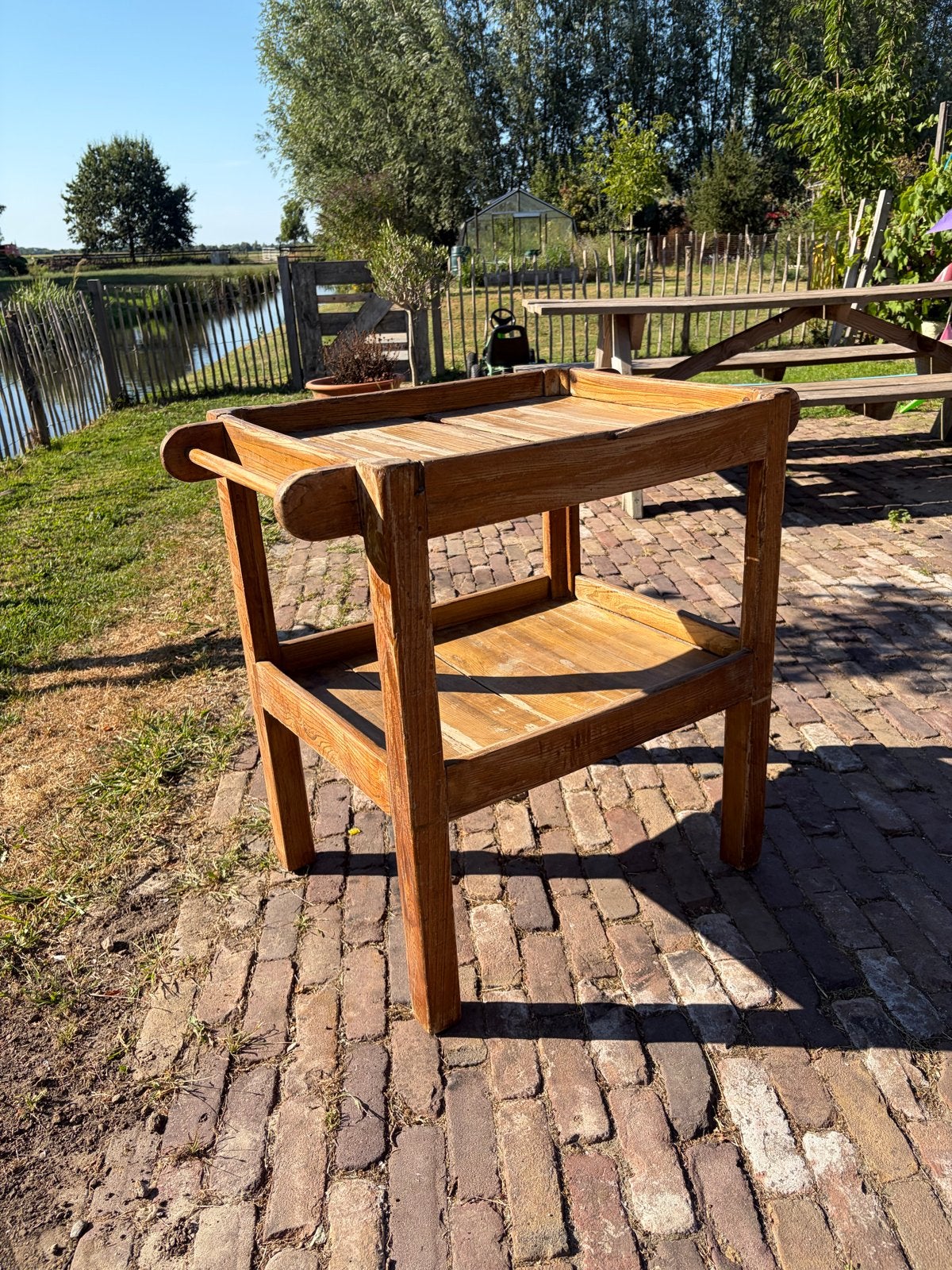 Brocante serveertafel / haltafel / kastje, Ophalen